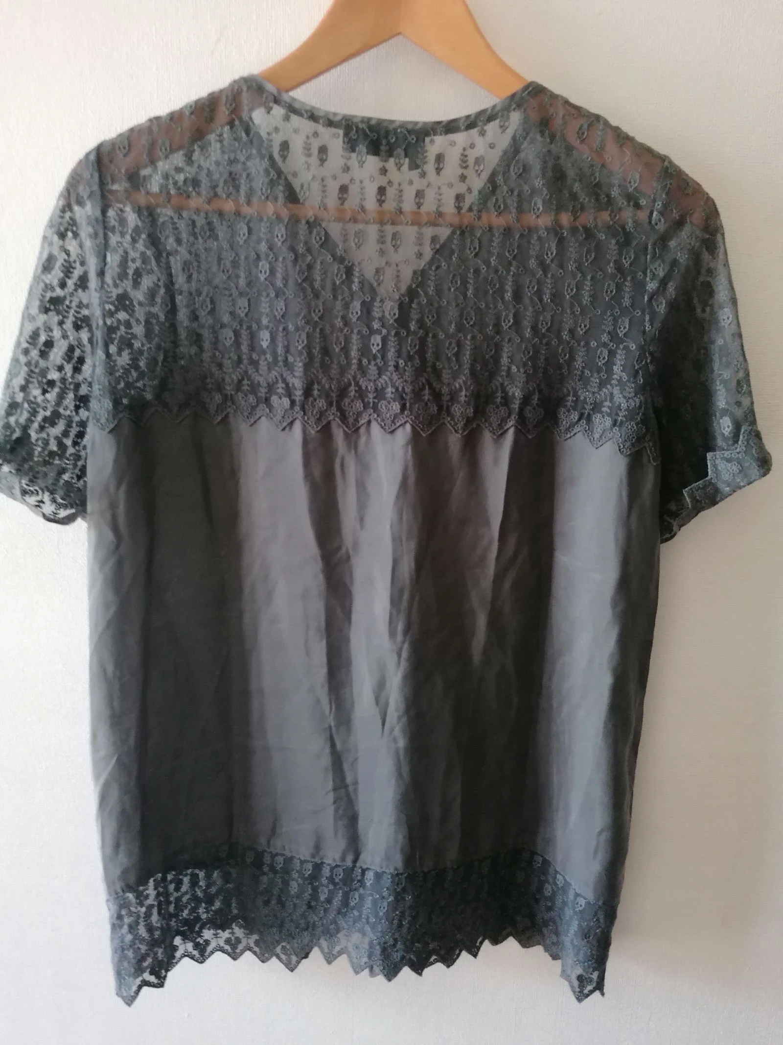 Blusa de manga curta com renda de poliéster, em seda, The Kooples tamanho 38 – photo 2